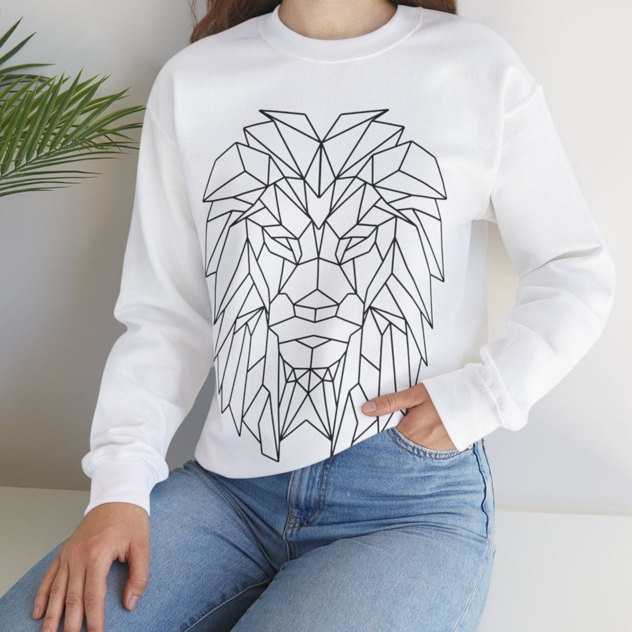 Leo Unadorned Sweatshirt